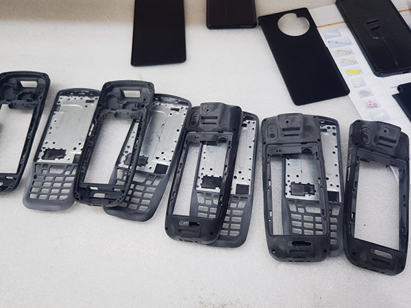 手機CNC加工2