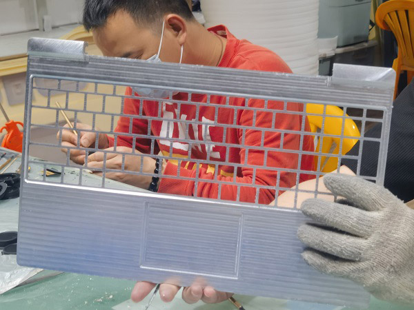 平(píng)板電腦打磨