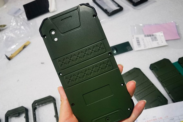軍用通訊設備手板加（jiā）工